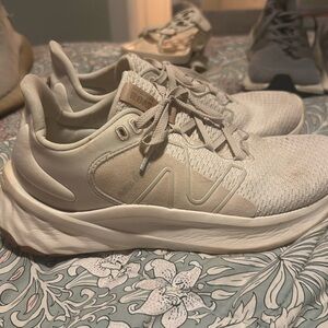 New balances fresh foam tennis shoes.